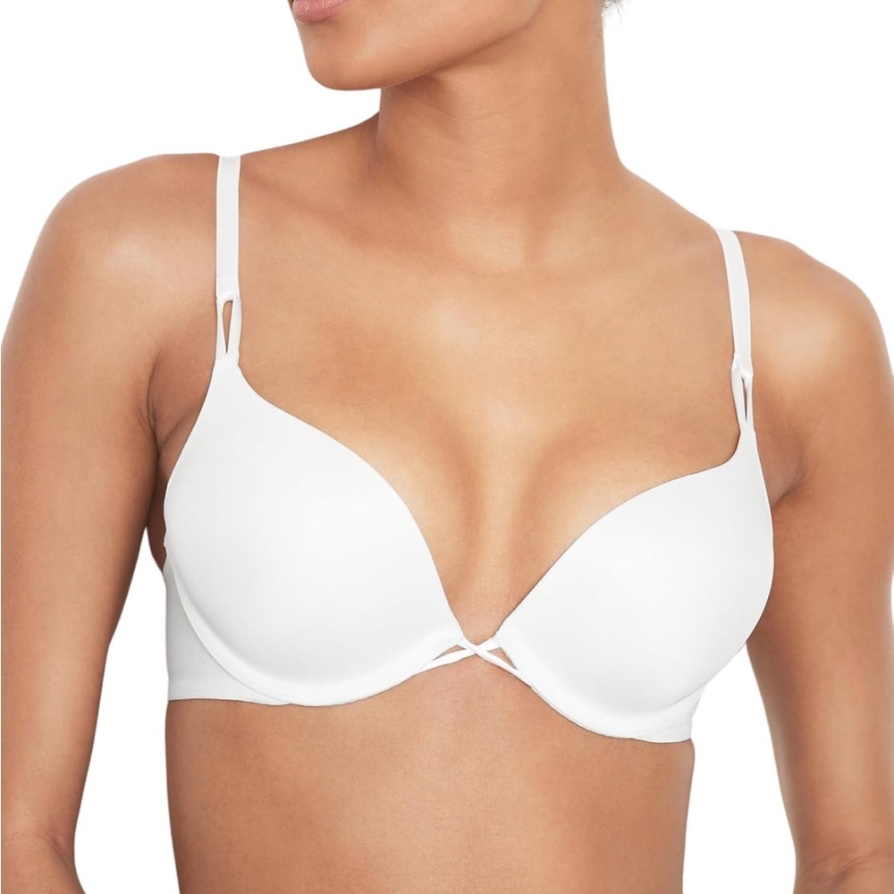 VICTORIA SECRET BOMBSHELL PUSH UP BRA WHITE